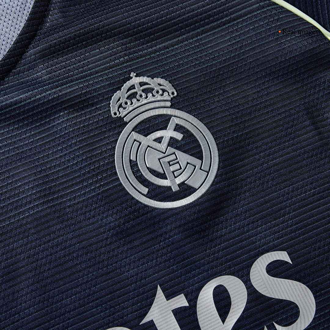 Tricouri Fotbal Real Madrid VALVERDE #8 Deplasare 2025/26 Authentic - Premium