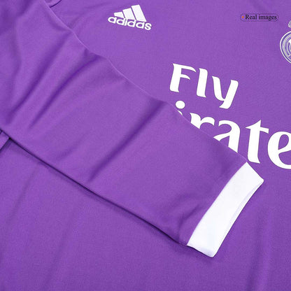 Tricouri Fotbal Vintage Real Madrid MODRIĆ #19 Deplasare 2016/17 Mânecă Lungă