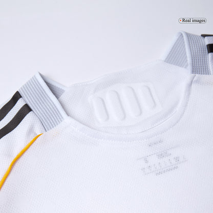 Tricouri Fotbal Real Madrid VALVERDE #8 Acasă 2025/26 Authentic - Premium