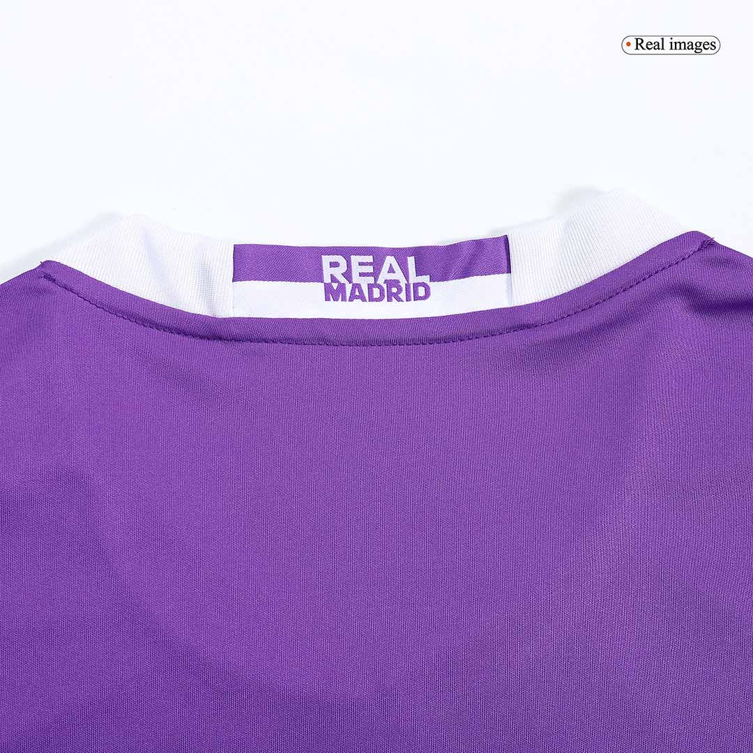 Tricouri Fotbal Vintage Real Madrid KROOS #8 Deplasare 2016/17 Mânecă Lungă