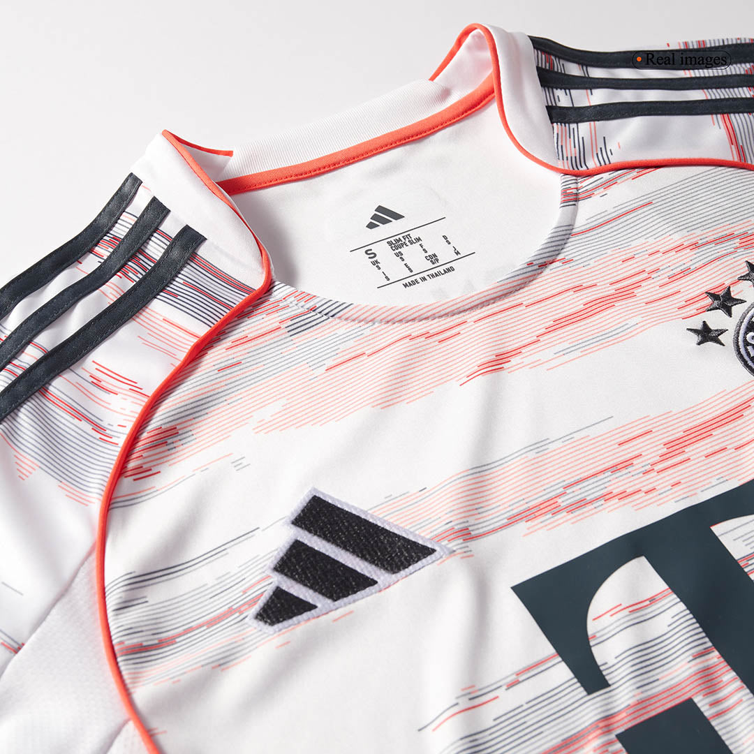 Tricouri Fotbal Bayern Munchen UPAMECANO #2 Deplasare 2025/26