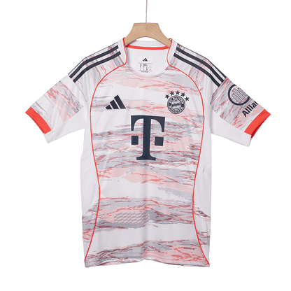 Tricouri Fotbal Bayern Munchen UPAMECANO #2 Deplasare 2025/26