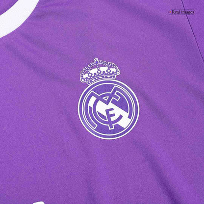 Tricouri Fotbal Vintage Real Madrid RONALDO #7 Deplasare 2016/17 Mânecă Lungă